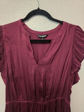 Steve Madden Plum Sleeveless V-Neck Dress
